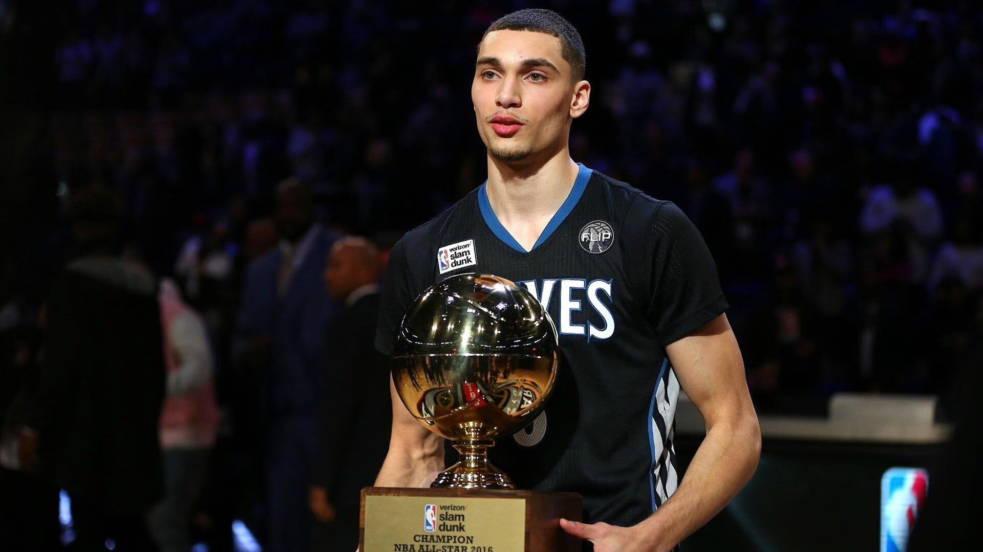 米切尔世界排名争夺战接管比赛，凯尔特人收割骑士显统治力