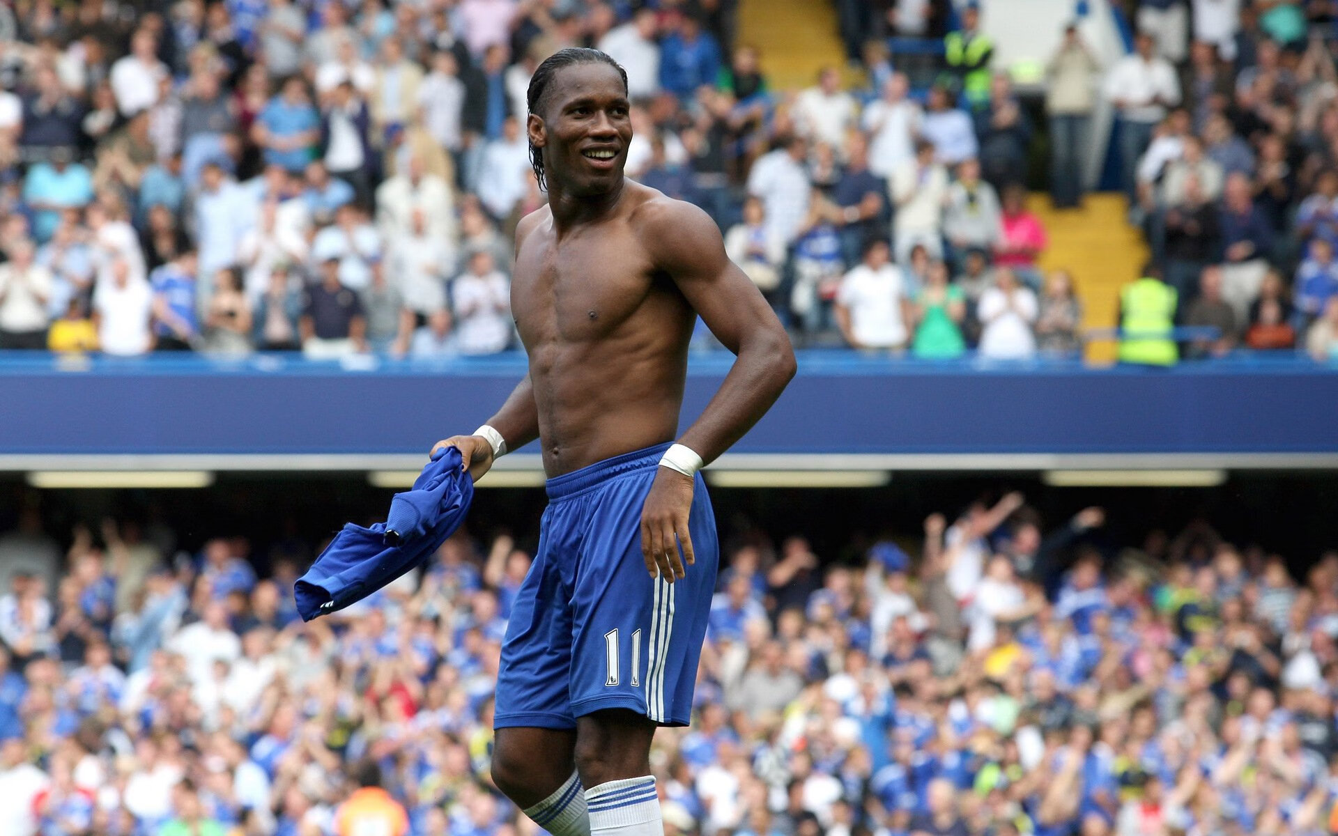 梅西状态火热，里昂力克利物浦，足球世界的唯一性时刻